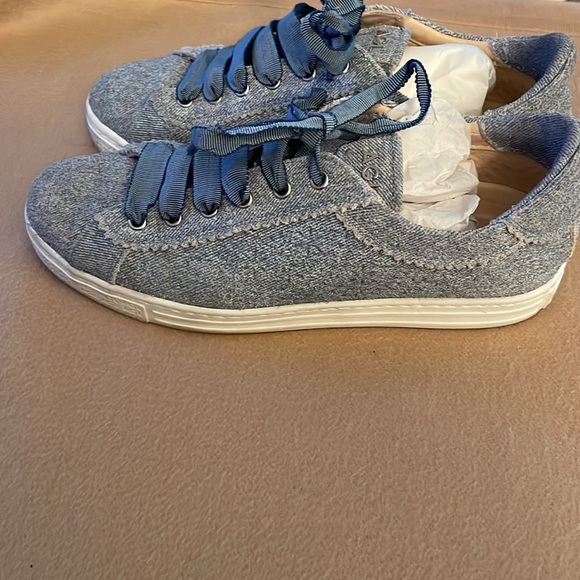 AGL Sade Sneaker w gros grain laces - Picture 2 of 8